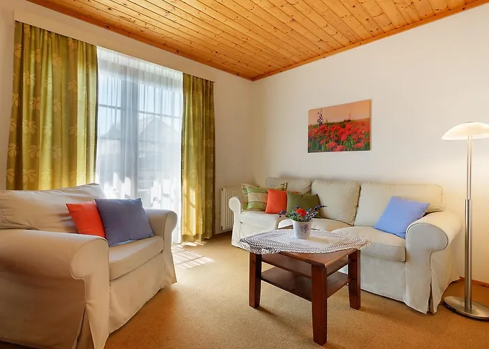 Haus Elisabeth, * קרומפנדורף